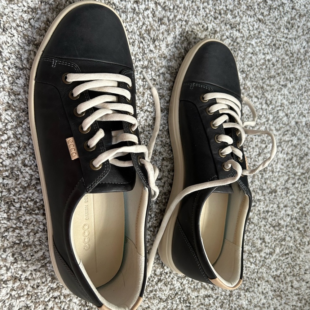 ECCO Soft 7 Black Leather Sneakers - Picture 6 of 8